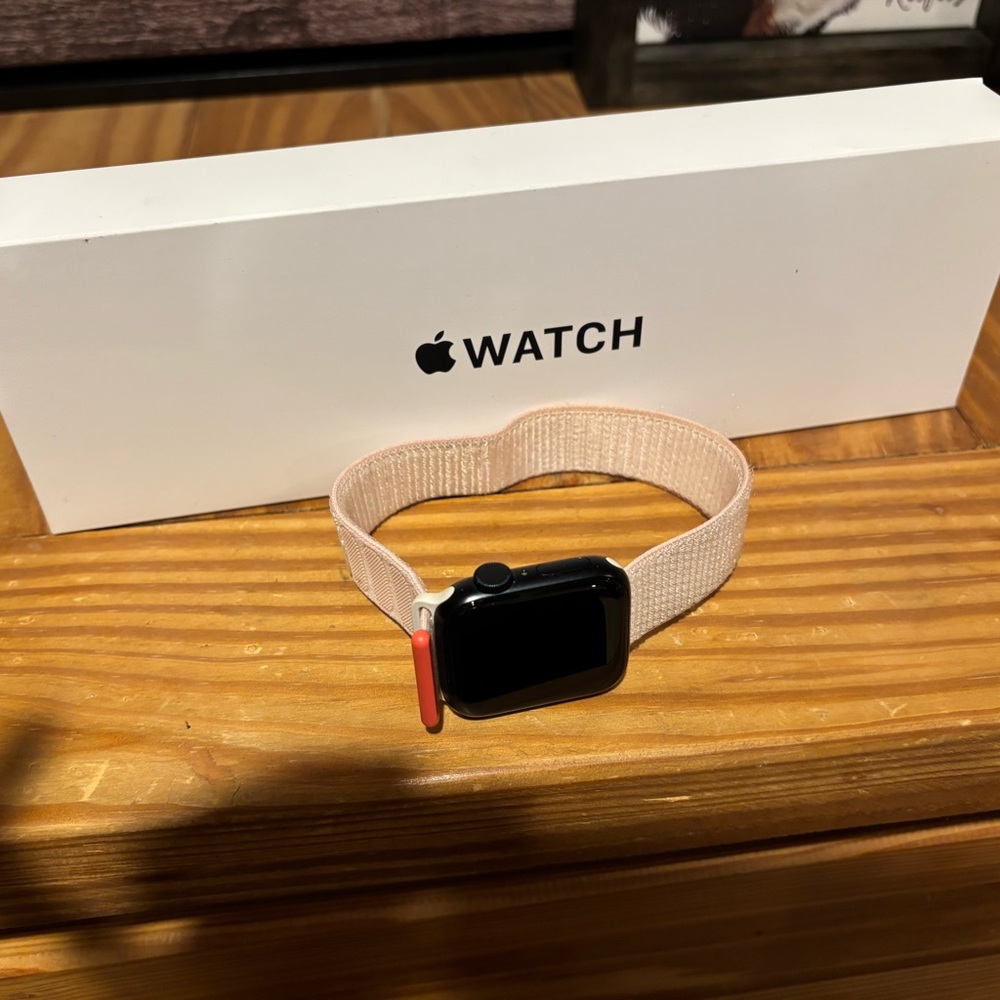 Apple Watch SE 2 WiFi